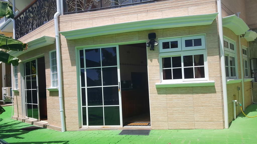 Hibiscus House Seychelles Self Catering Lägenhet Victoria Exteriör bild