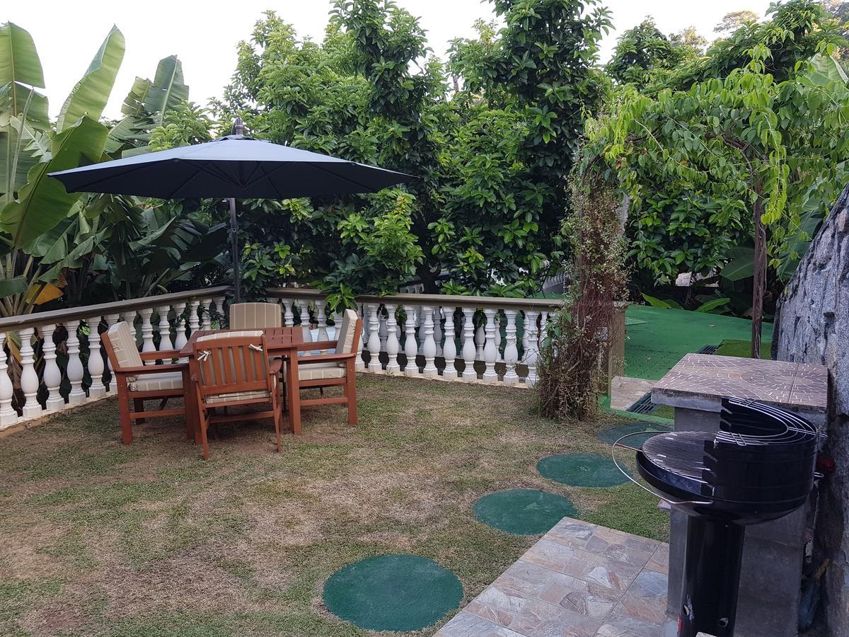 Hibiscus House Seychelles Self Catering Lägenhet Victoria Exteriör bild