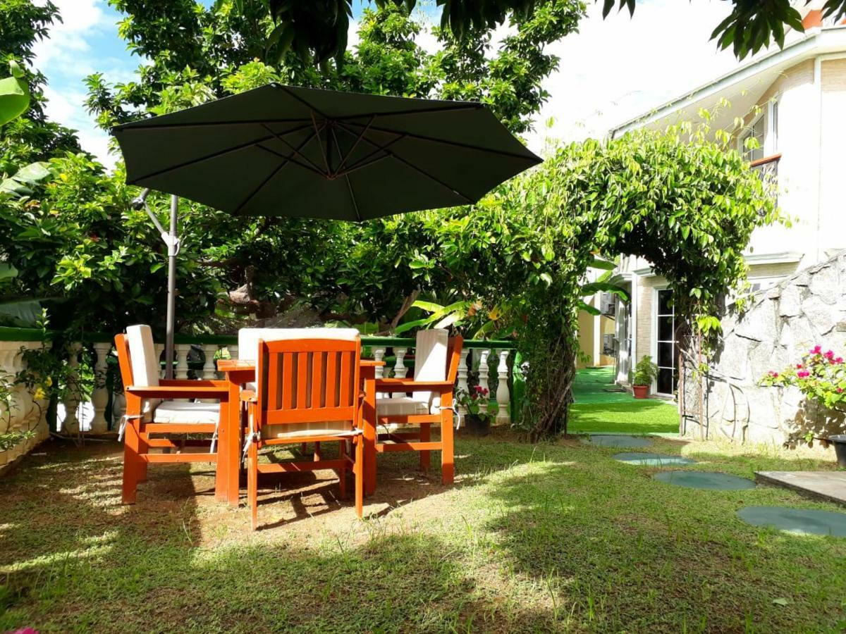 Hibiscus House Seychelles Self Catering Lägenhet Victoria Exteriör bild