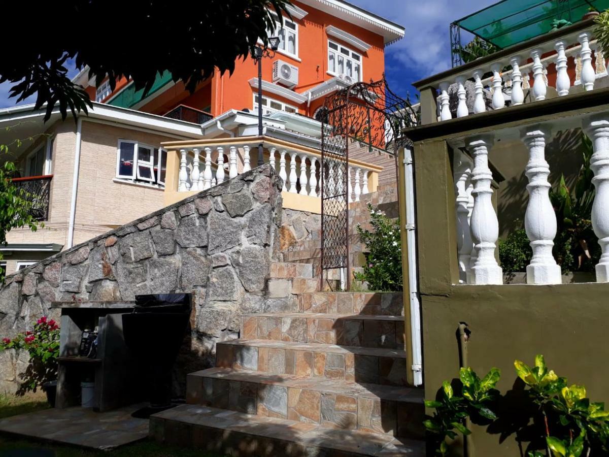 Hibiscus House Seychelles Self Catering Lägenhet Victoria Exteriör bild